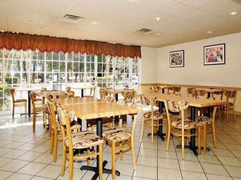 Comfort Inn & Suites Lakeland North I-4 Esterno foto