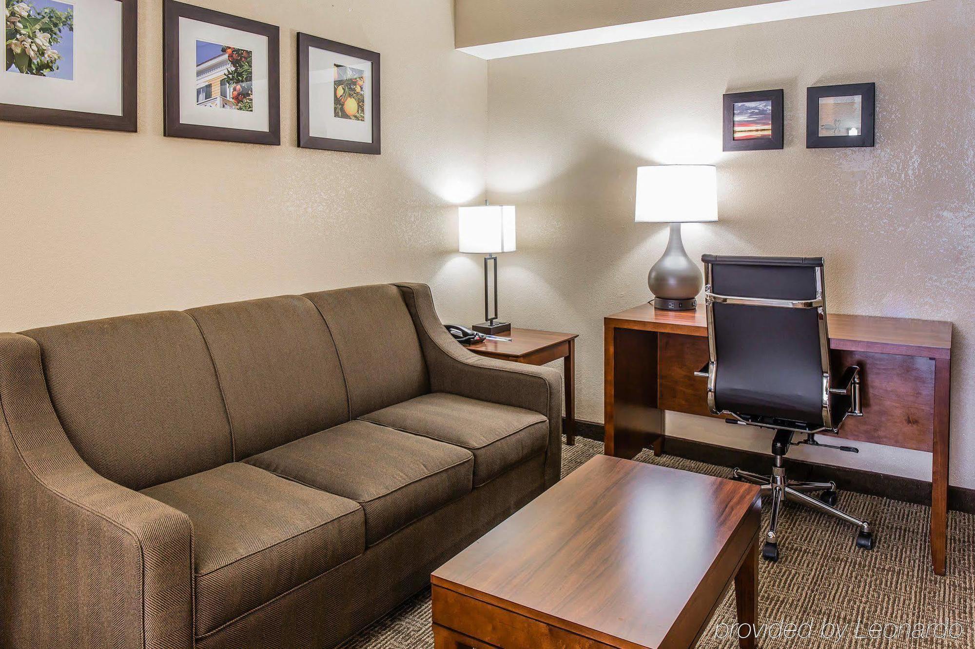 Comfort Inn & Suites Lakeland North I-4 Esterno foto