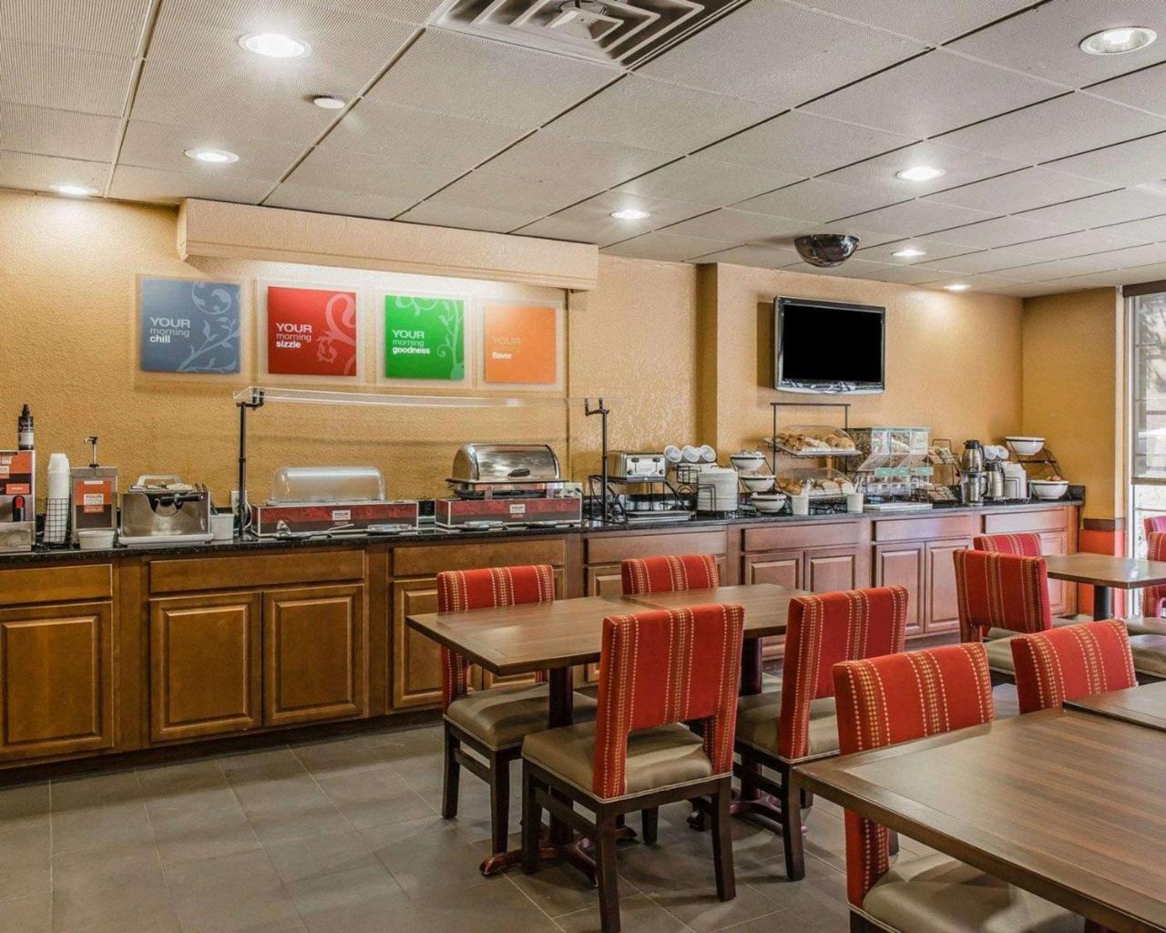 Comfort Inn & Suites Lakeland North I-4 Esterno foto